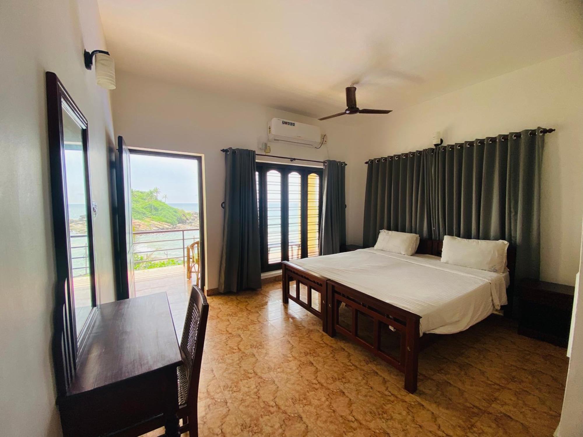 Karma Beach Resort Ковалам Экстерьер фото